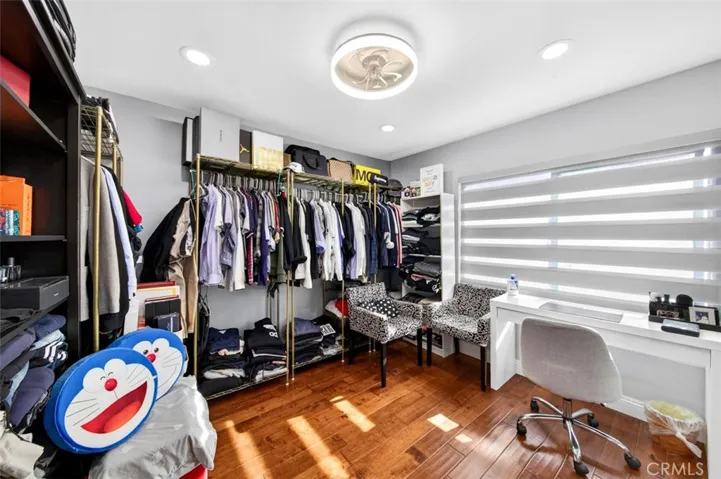 Bedroom4