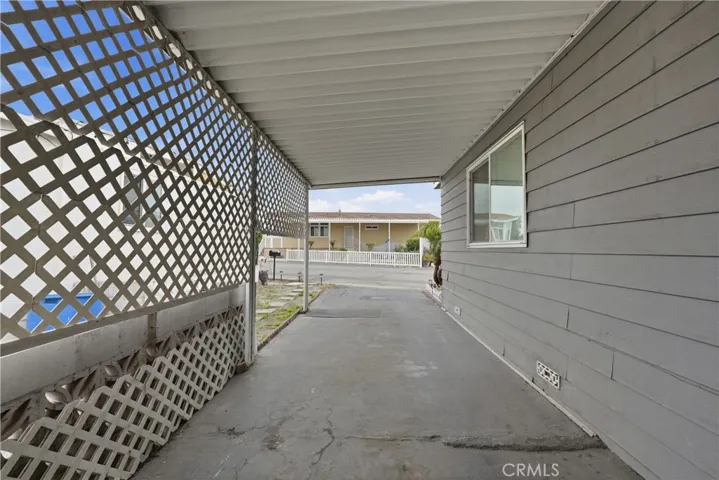 Carport 4