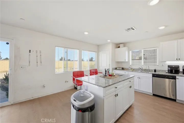 114 Snowberry Court, San Jacinto, California 92583