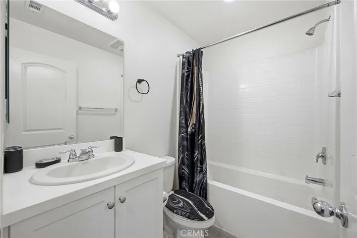114 Snowberry Court, San Jacinto, California 92583