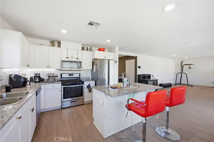 114 Snowberry Court, San Jacinto, California 92583