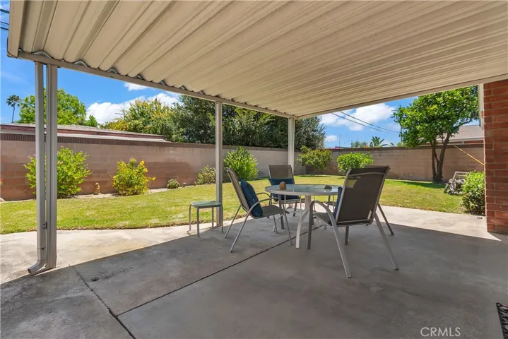 covered patio