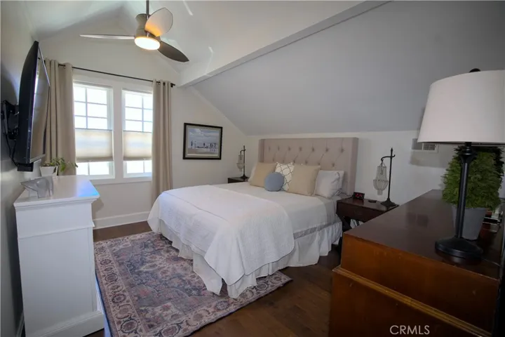1736 Bayport Way, Newport Beach, California 92660