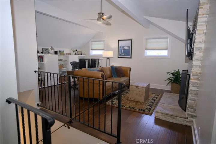 1736 Bayport Way, Newport Beach, California 92660
