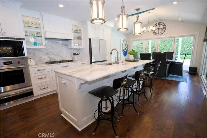 1736 Bayport Way, Newport Beach, California 92660
