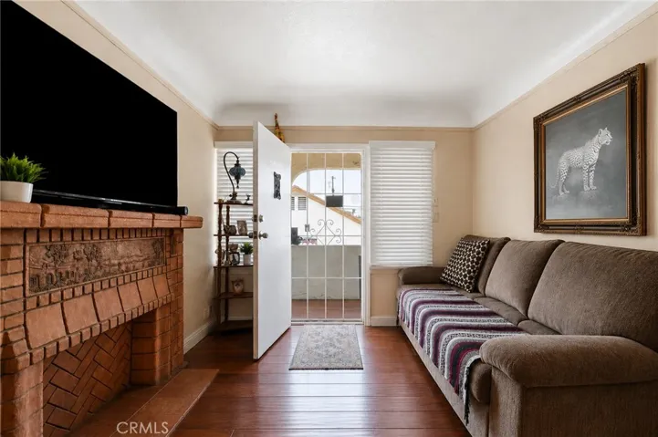 551 W 12th St Left Unit