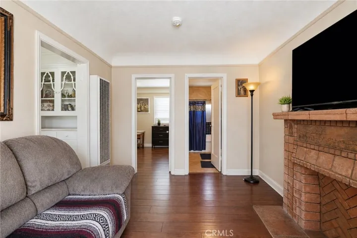 551 W 12th St Left Unit