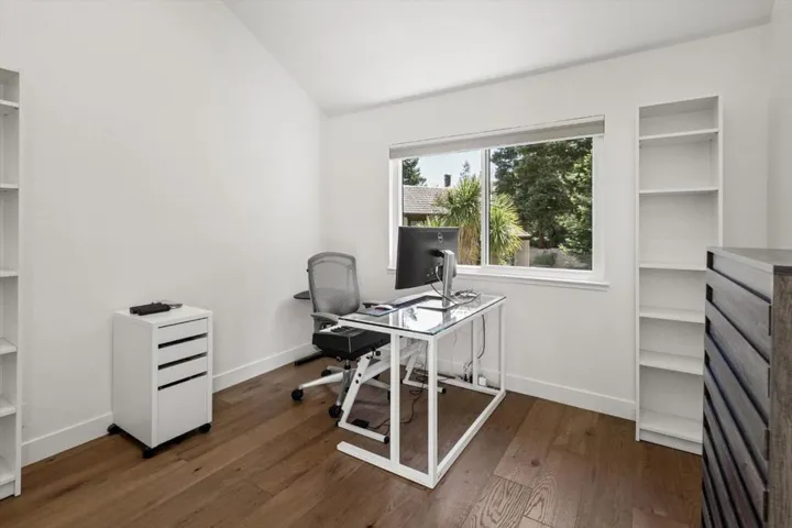 1525 Tyler Park Way, Mountain View, California 94040