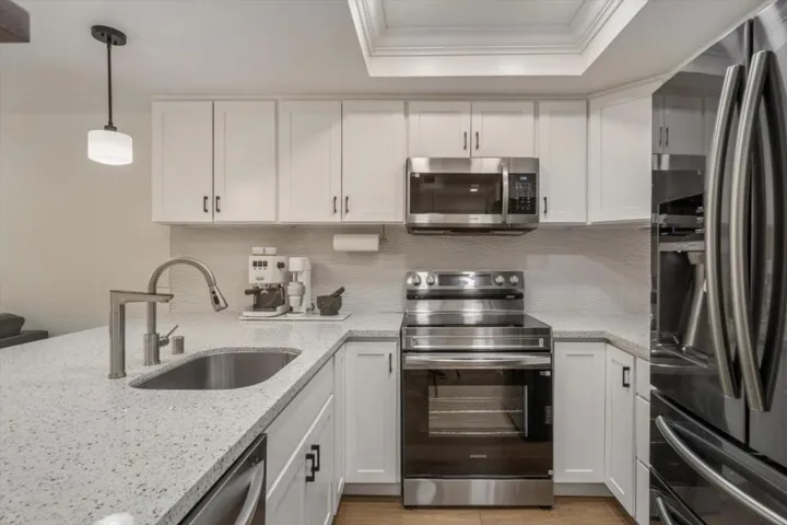 1525 Tyler Park Way, Mountain View, California 94040