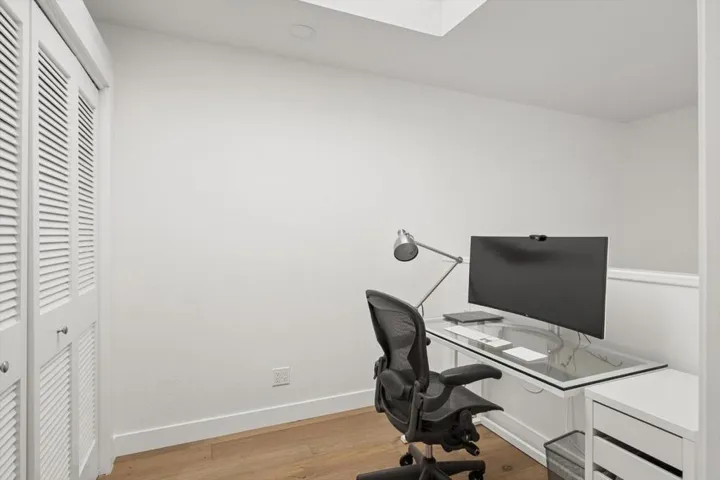 1525 Tyler Park Way, Mountain View, California 94040