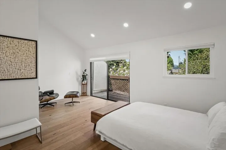 1525 Tyler Park Way, Mountain View, California 94040