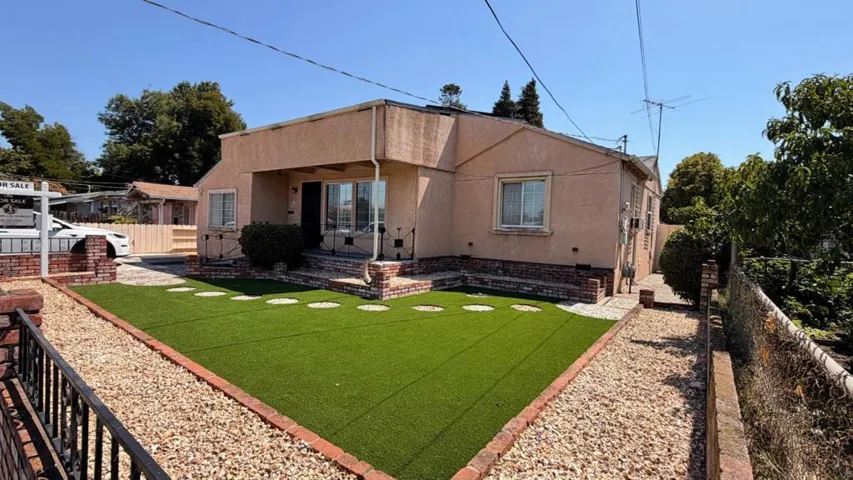22444 Fuller Avenue, Hayward, California 94541