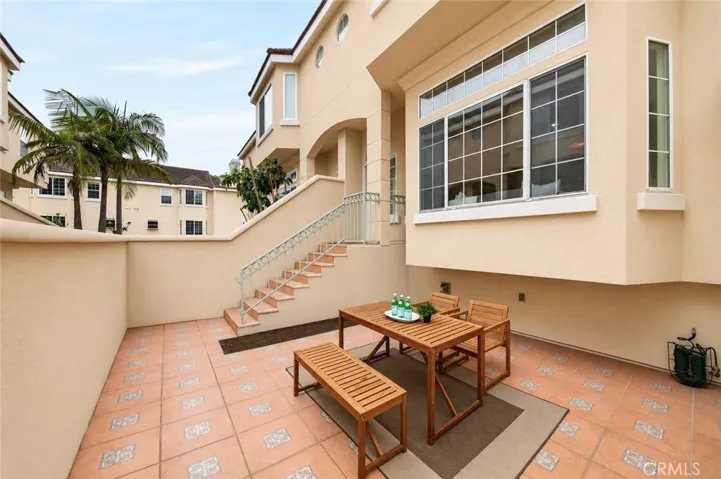 2825 Plaza Del Amo 102, Torrance, California 90503