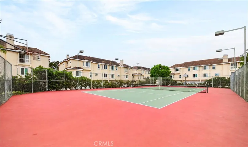 2825 Plaza Del Amo 102, Torrance, California 90503