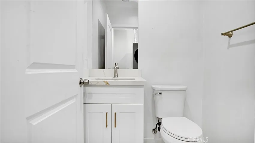 7032 Penfield, Winnetka, California 91306