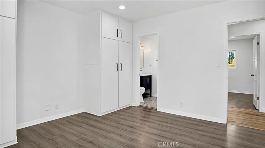 7032 Penfield, Winnetka, California 91306