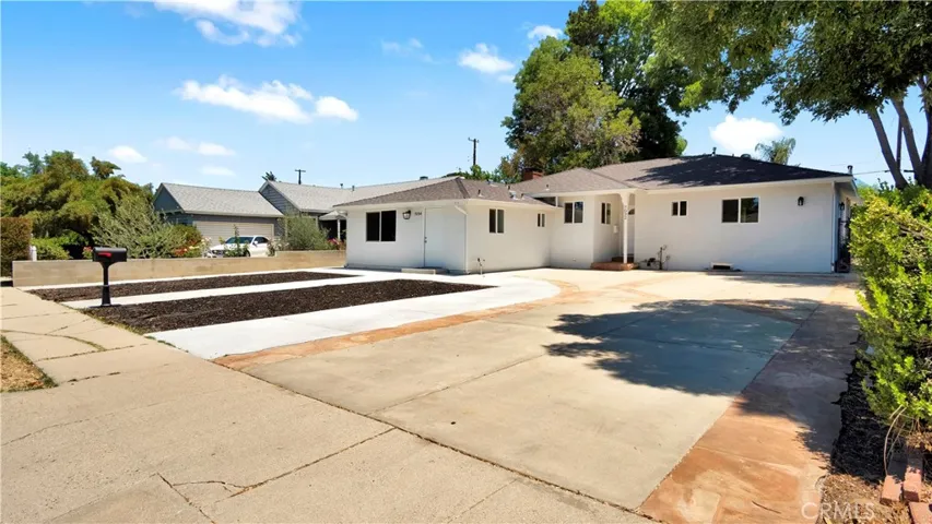 7032 Penfield, Winnetka, California 91306