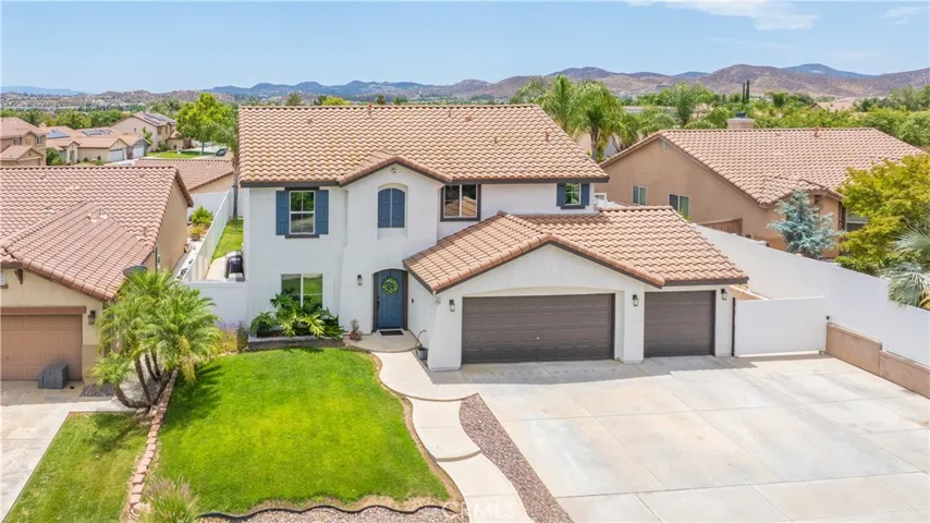 25091 Wooden Gate, Menifee, California 92584