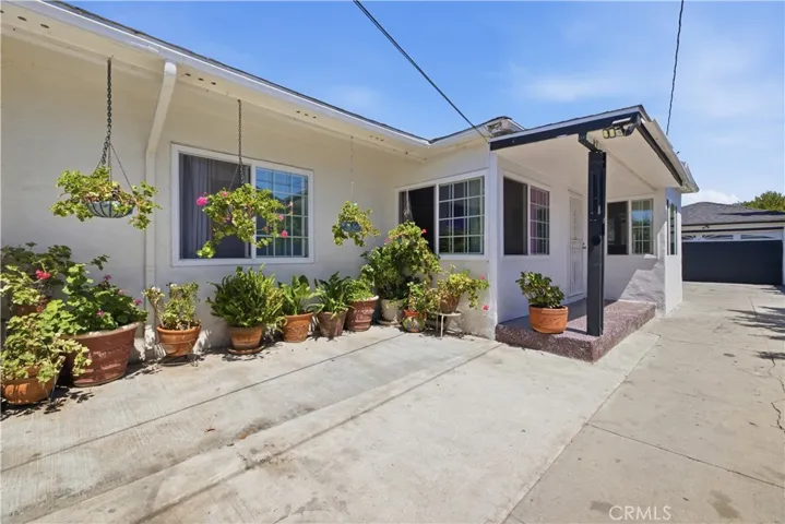 4017 Santa Ana, Huntington Park, California 90255