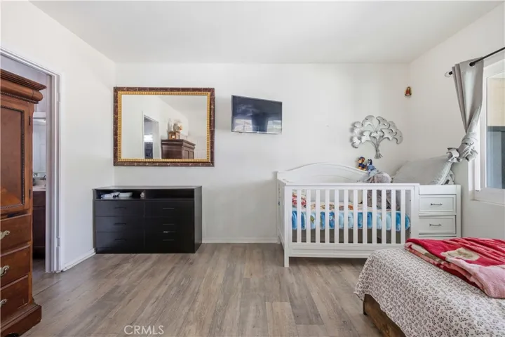 4017 Santa Ana, Huntington Park, California 90255