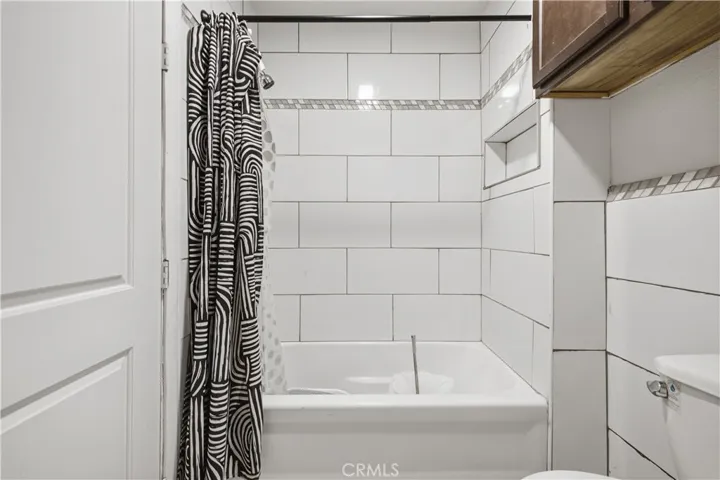 4017 Santa Ana, Huntington Park, California 90255
