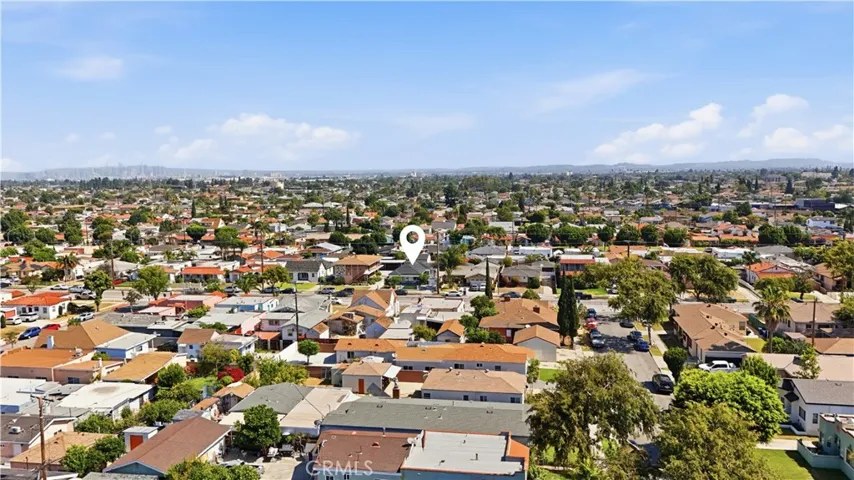 4017 Santa Ana, Huntington Park, California 90255