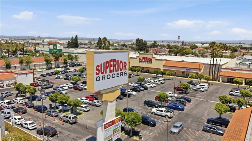 4017 Santa Ana, Huntington Park, California 90255