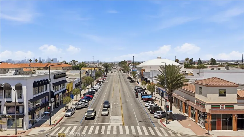 4017 Santa Ana, Huntington Park, California 90255