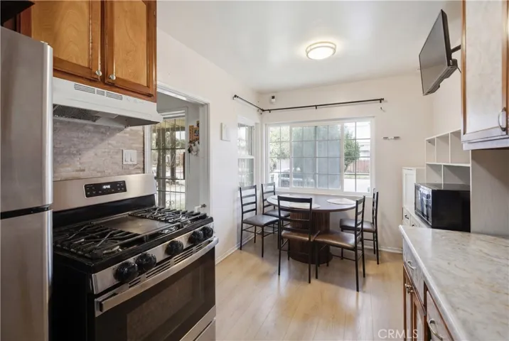 4017 Santa Ana, Huntington Park, California 90255