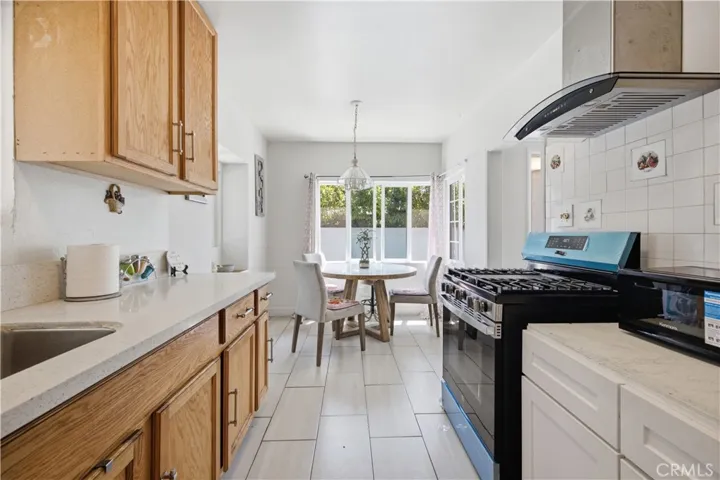 4017 Santa Ana, Huntington Park, California 90255