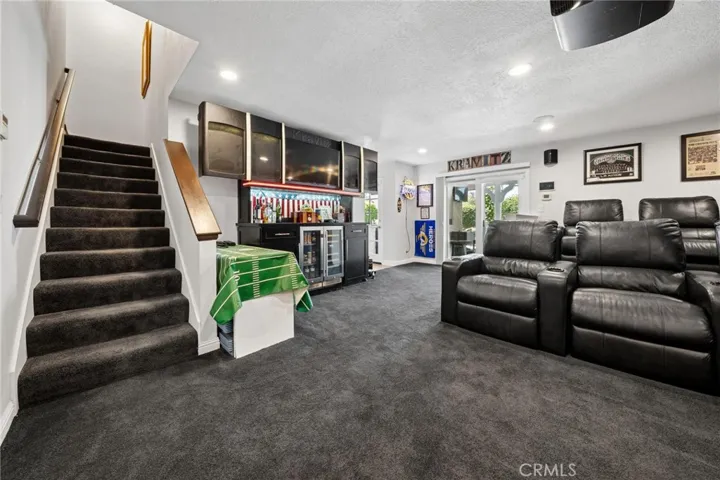24238 Cary Court, Newhall, California 91321