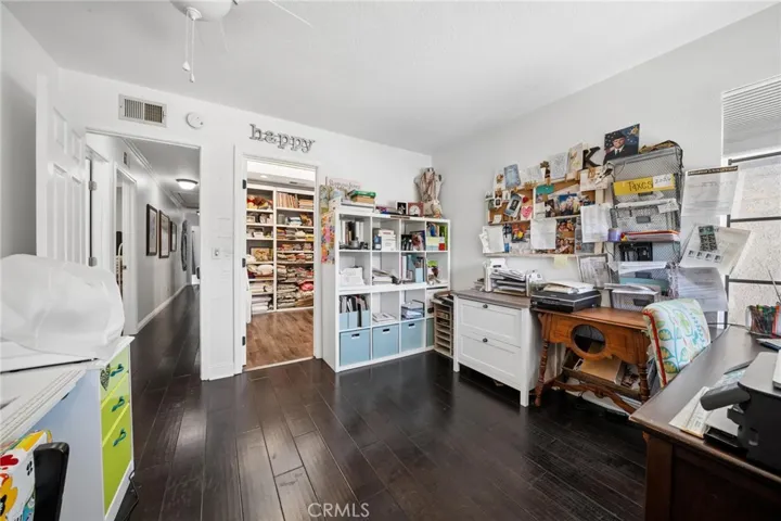 24238 Cary Court, Newhall, California 91321