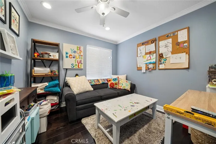 24238 Cary Court, Newhall, California 91321