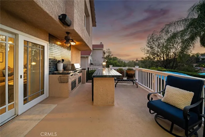 24238 Cary Court, Newhall, California 91321