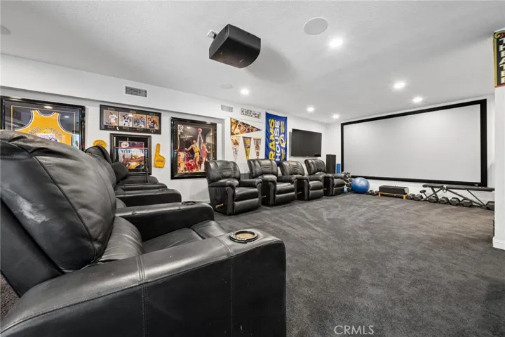 24238 Cary Court, Newhall, California 91321