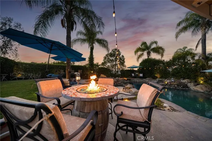 24238 Cary Court, Newhall, California 91321