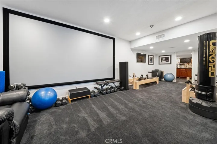 24238 Cary Court, Newhall, California 91321
