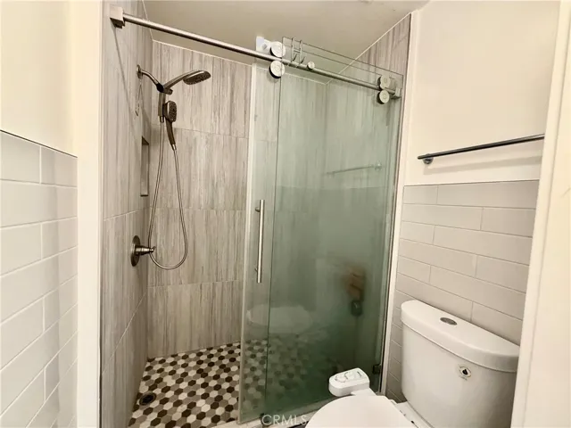 1477 W 20th 7, Los Angeles, California 90007