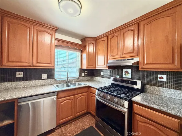 1477 W 20th 7, Los Angeles, California 90007