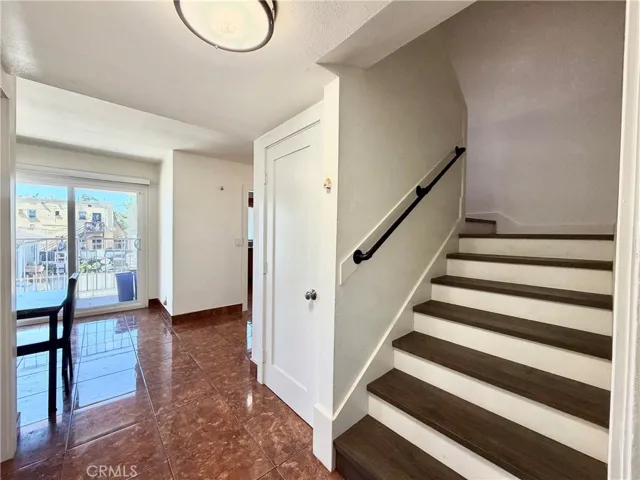 1477 W 20th 7, Los Angeles, California 90007