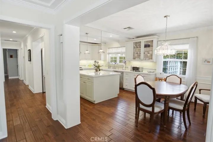 2049 E Glenoaks, Glendale, California 91206