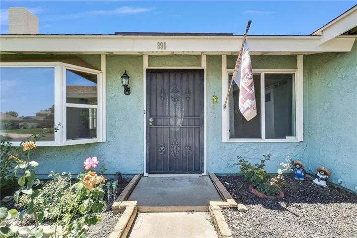 896 N Arrowhead, Rialto, California 92376
