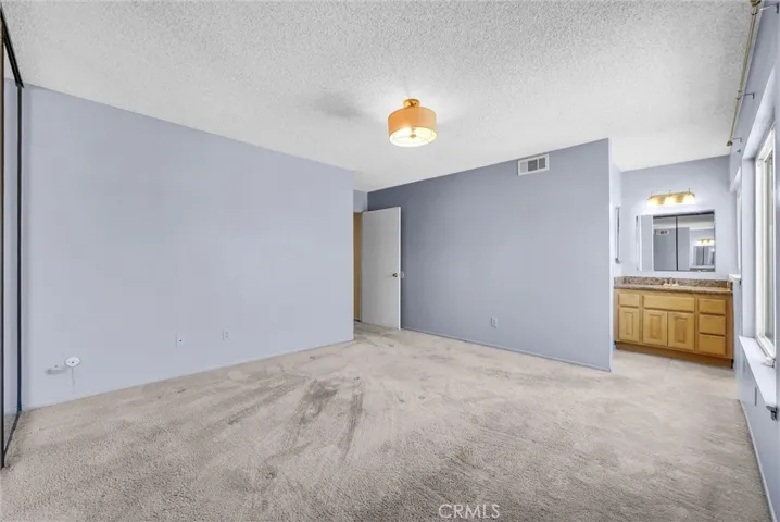 896 N Arrowhead, Rialto, California 92376