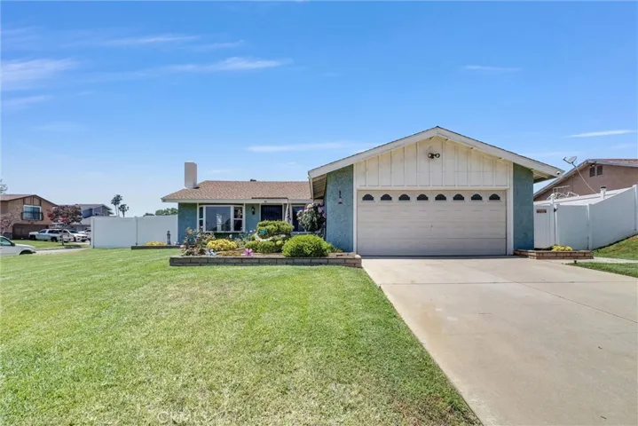 896 N Arrowhead, Rialto, California 92376