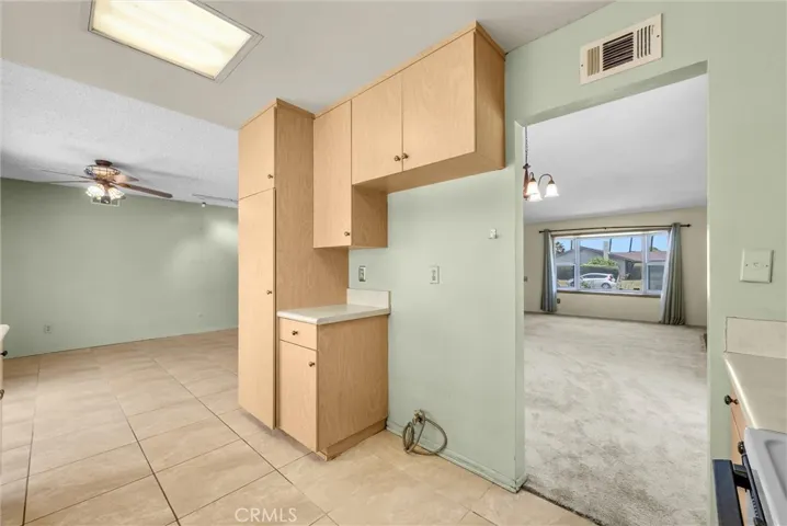 896 N Arrowhead, Rialto, California 92376