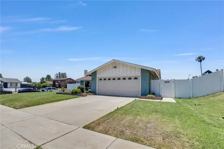 896 N Arrowhead, Rialto, California 92376