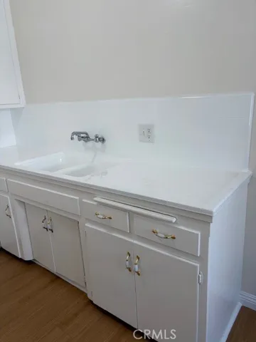 Super clean kitchen