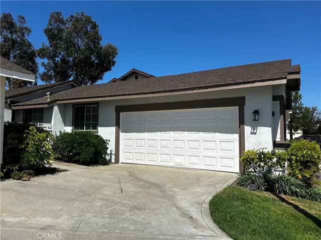 52 Bridgeport, Irvine, California 92620