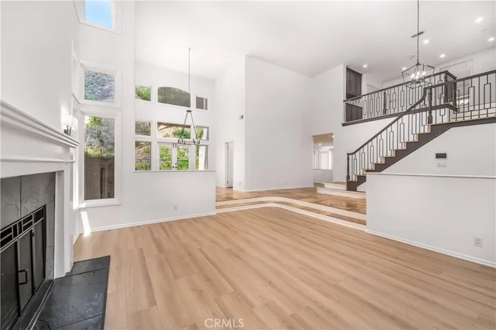 24961 Alicante, Calabasas, California 91302