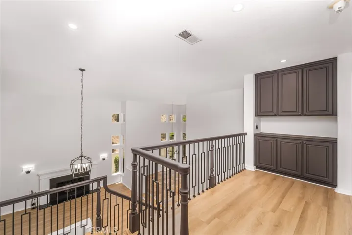 24961 Alicante, Calabasas, California 91302